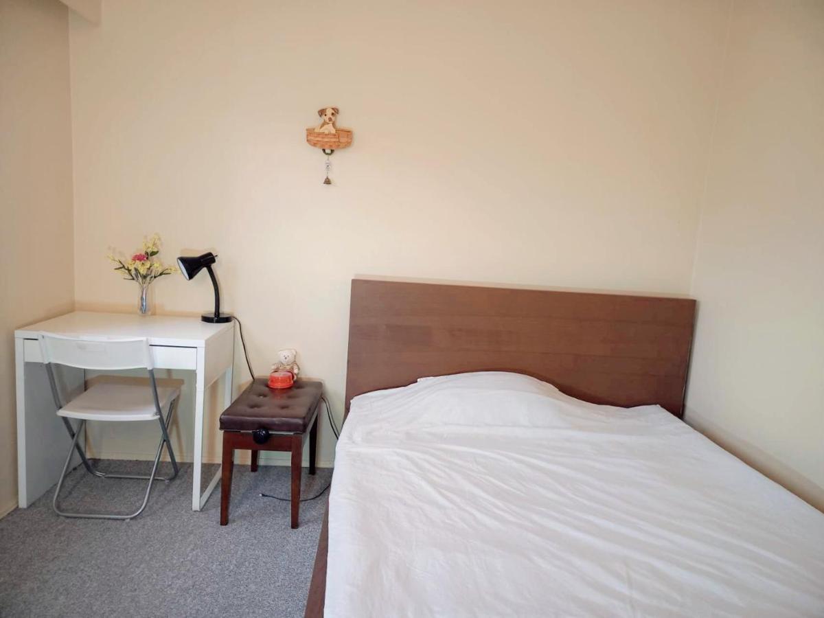 Private Room With Queen Bed In Richmond 202 מראה חיצוני תמונה
